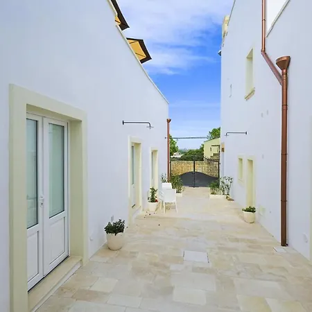 Aparthotel Corte Scarcia *